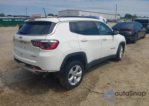 2019 Jeep Compass Latitude 4X4 из США, поврежденный, VIN 3C4NJDBB1KT639082